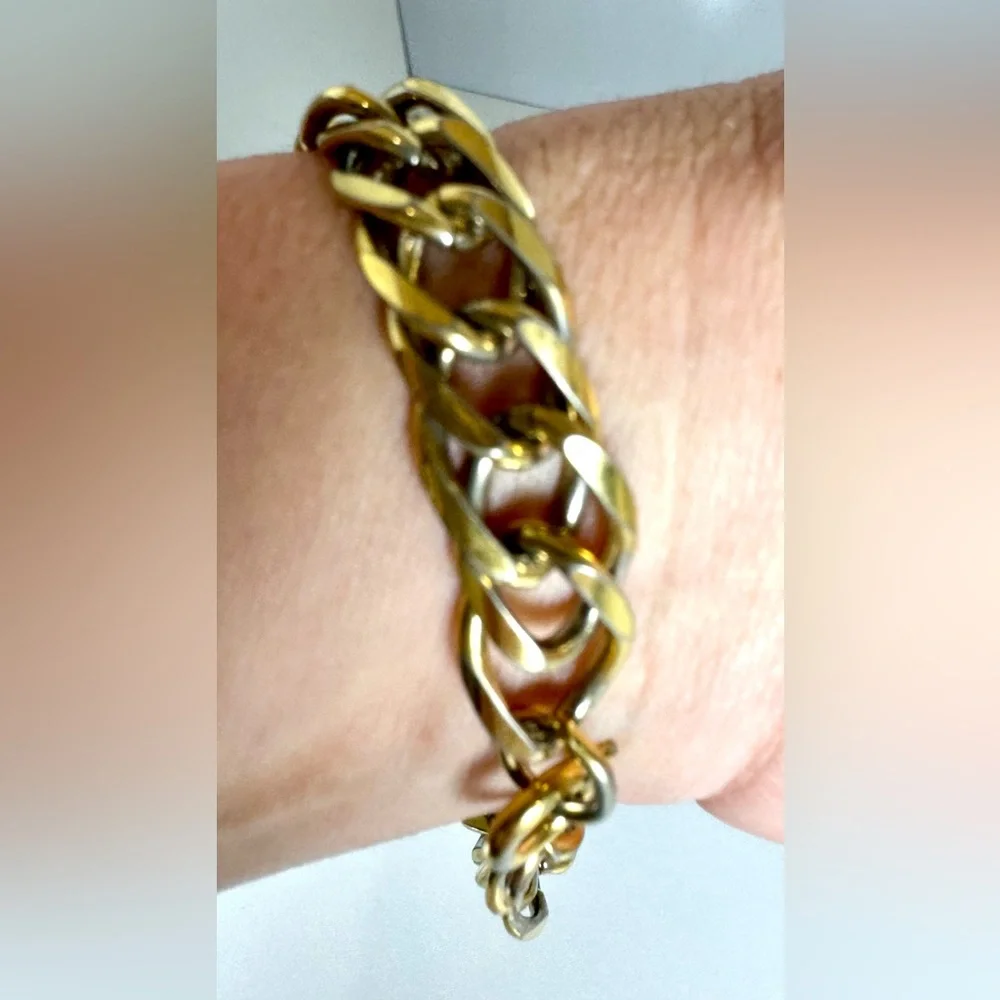 Vintage Chunky Gold-tone Curb Chain Bracelet 7.5” #1507